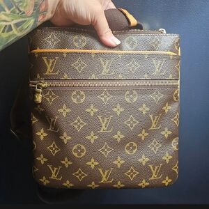Louis Vuitton Unisex Crossbody bag Valmy Pouchette